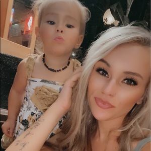 Meet your Posher, Cassie